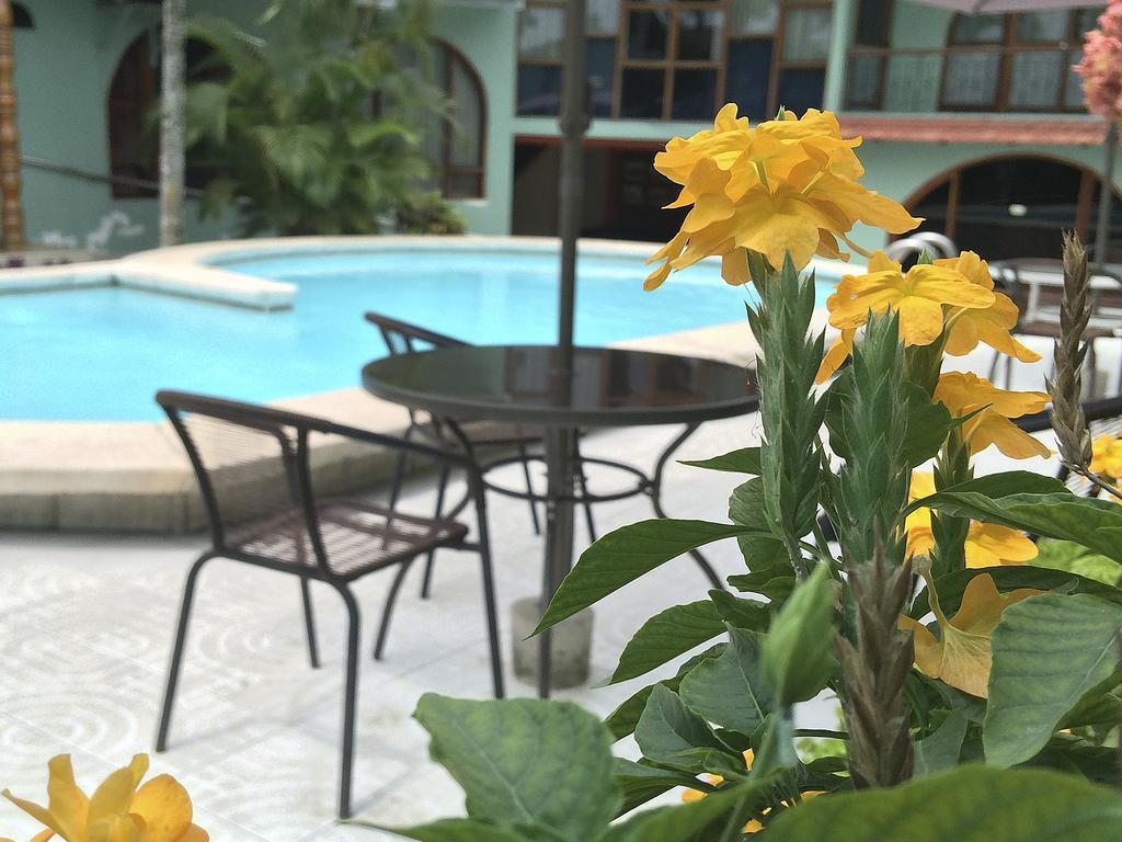Hotel & Suites La Posada De Lobo Iquitos Luaran gambar