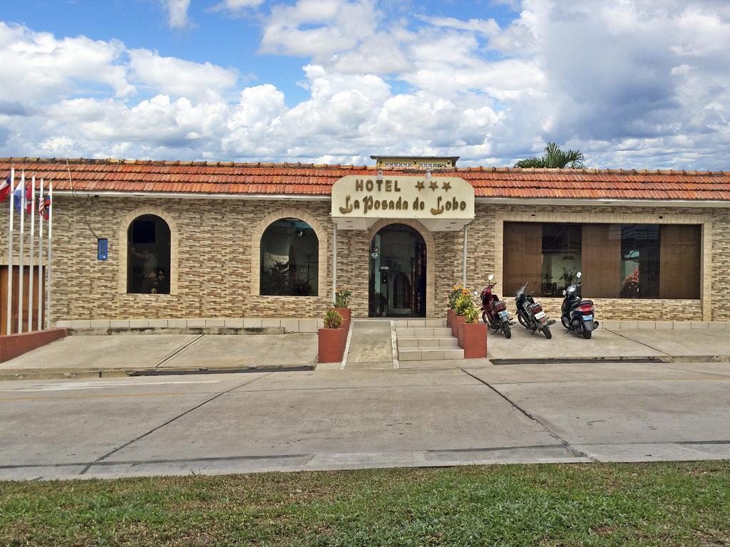 Hotel & Suites La Posada De Lobo Iquitos Luaran gambar