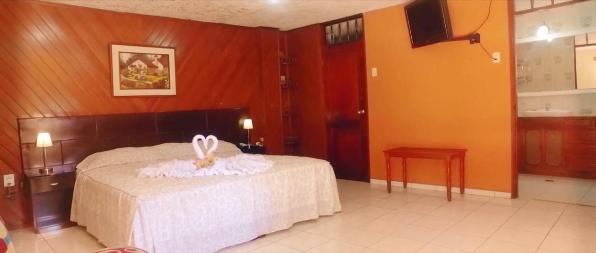 Hotel & Suites La Posada De Lobo Iquitos Luaran gambar
